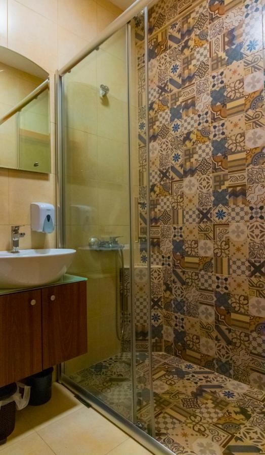Hotel Pine سكوبجي المظهر الخارجي الصورة