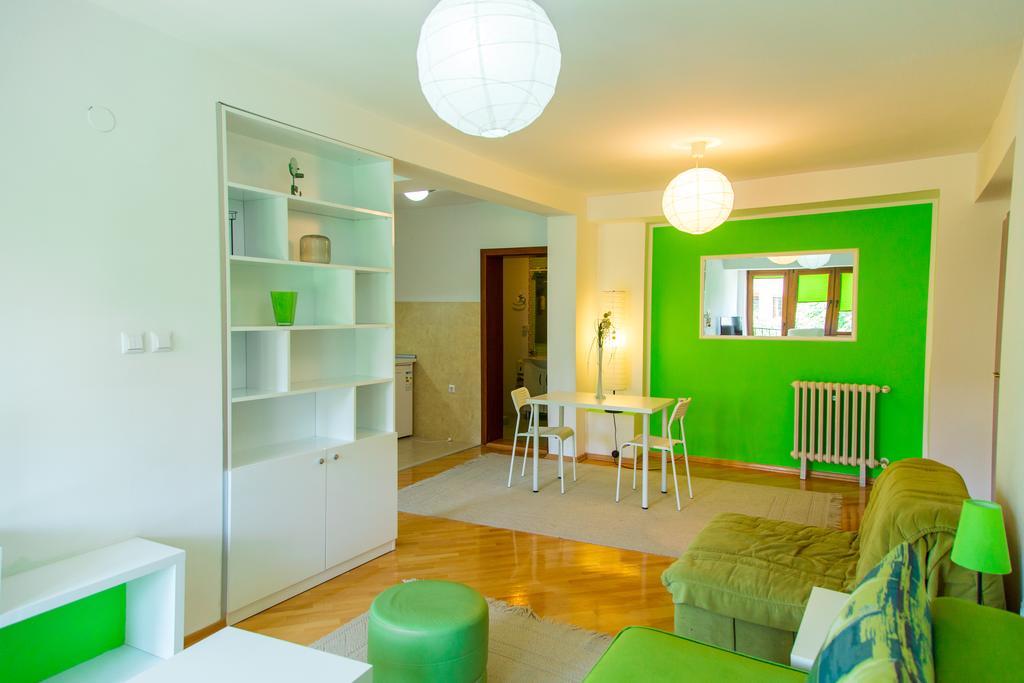 Hotel Pine سكوبجي المظهر الخارجي الصورة