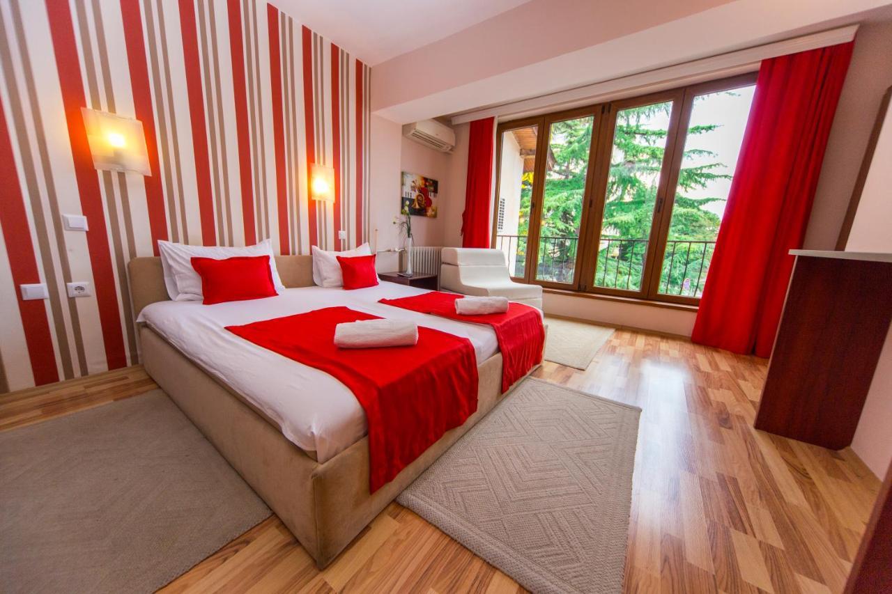 Hotel Pine سكوبجي المظهر الخارجي الصورة