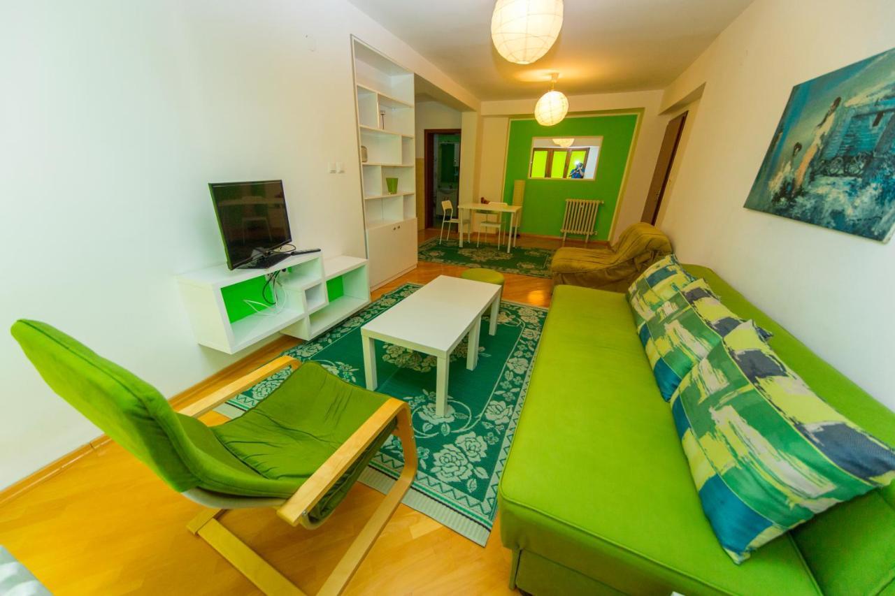 Hotel Pine سكوبجي المظهر الخارجي الصورة